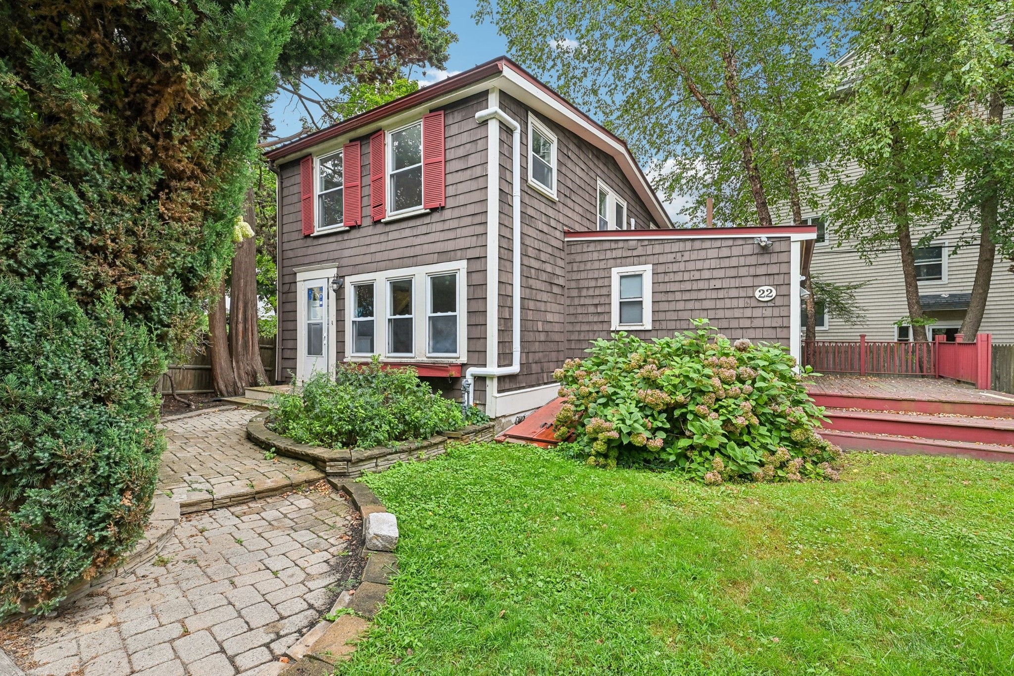 22 Claremont Ter, Swampscott, MA Photo #1
