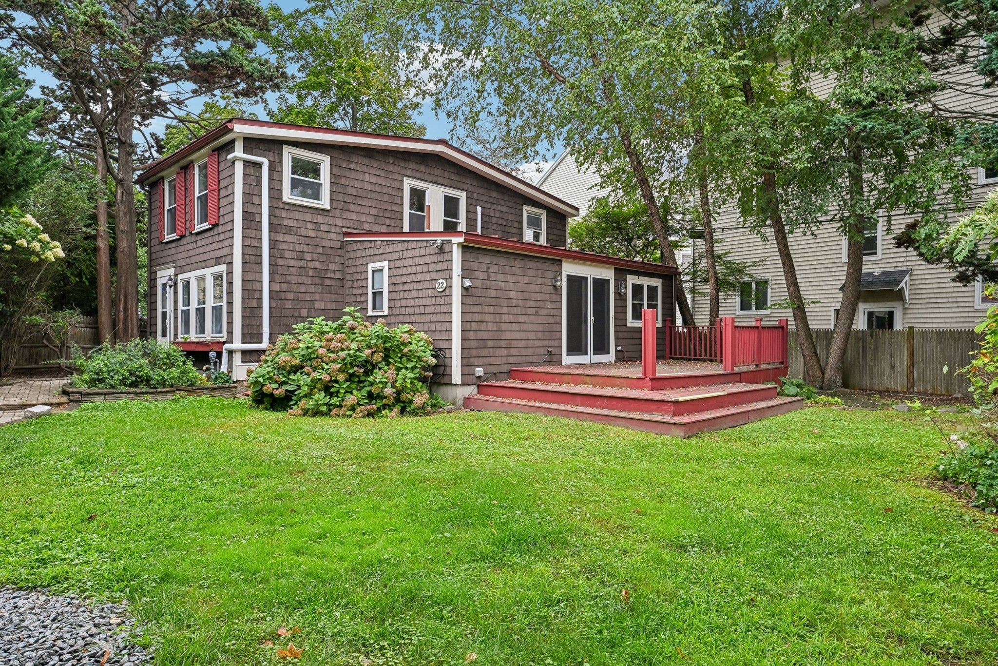 22 Claremont Ter, Swampscott, MA Photo #2