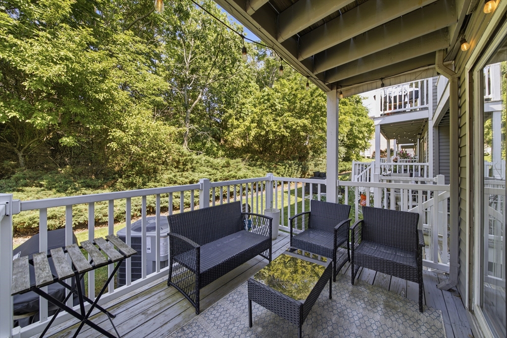 49 Breakwater Dr T-10