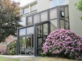 2 Duck Pond Rd 106