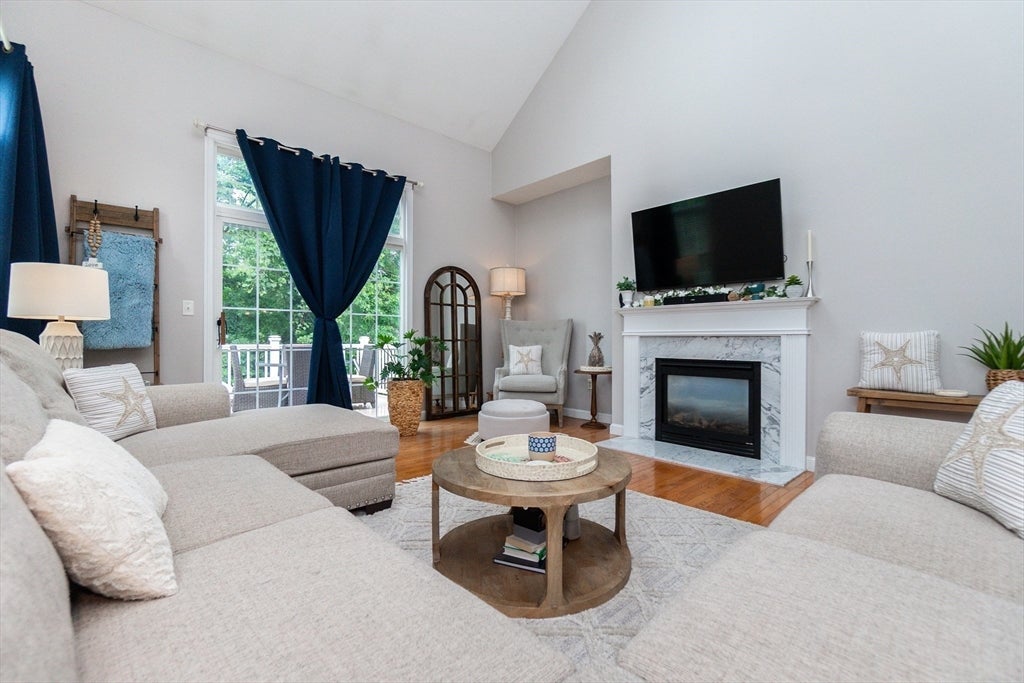 4 Kingson Ln #1, Medway, MA, 4 Kingson Ln #1, Medway, MA Photo #9