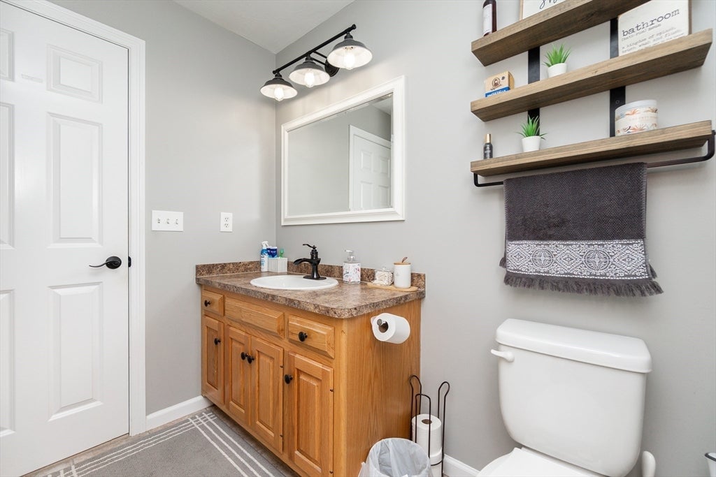 4 Kingson Ln #1, Medway, MA, 4 Kingson Ln #1, Medway, MA Photo #23