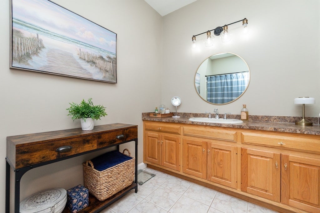 4 Kingson Ln #1, Medway, MA, 4 Kingson Ln #1, Medway, MA Photo #15