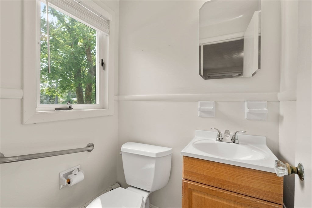 21 Greenleaf Road, Natick, MA, 21 Greenleaf Road, Natick, MA Photo #21