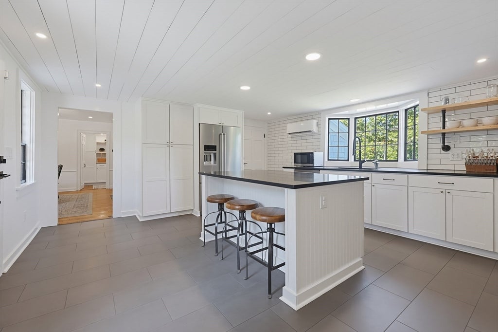 361 Winter St, Holliston, MA, 361 Winter St, Holliston, MA Photo #9