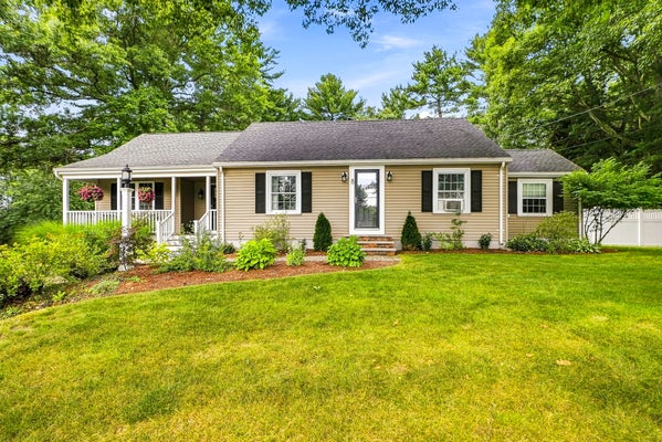 8 MELLEN ST, HOPEDALE, MA 01747 - Image f7096b49f4d1241d9cc86c97ffa5878c/3020122528