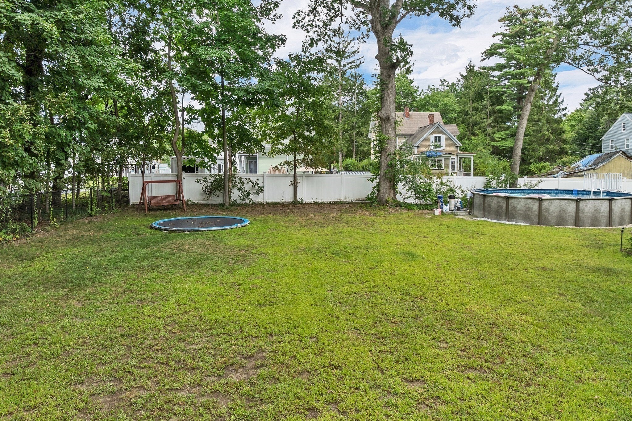 5 Grant St, Chelmsford, MA Photo #32