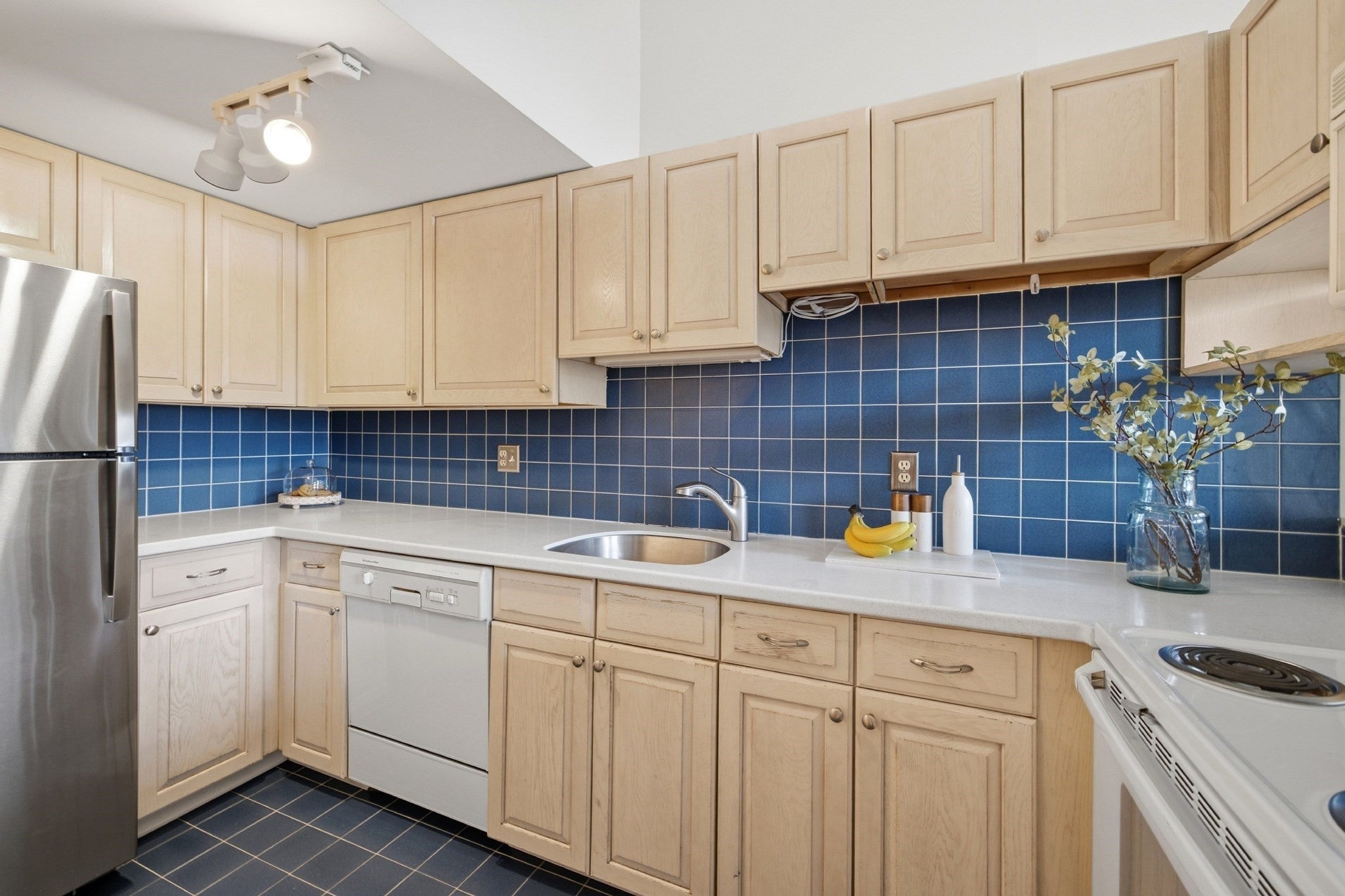 94 Newbury Ave #402, Quincy, MA, 94 Newbury Ave #402, Quincy, MA Photo #11