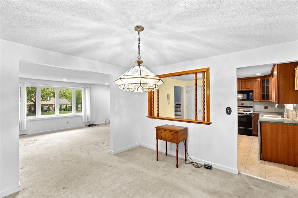 11 Janice Rd