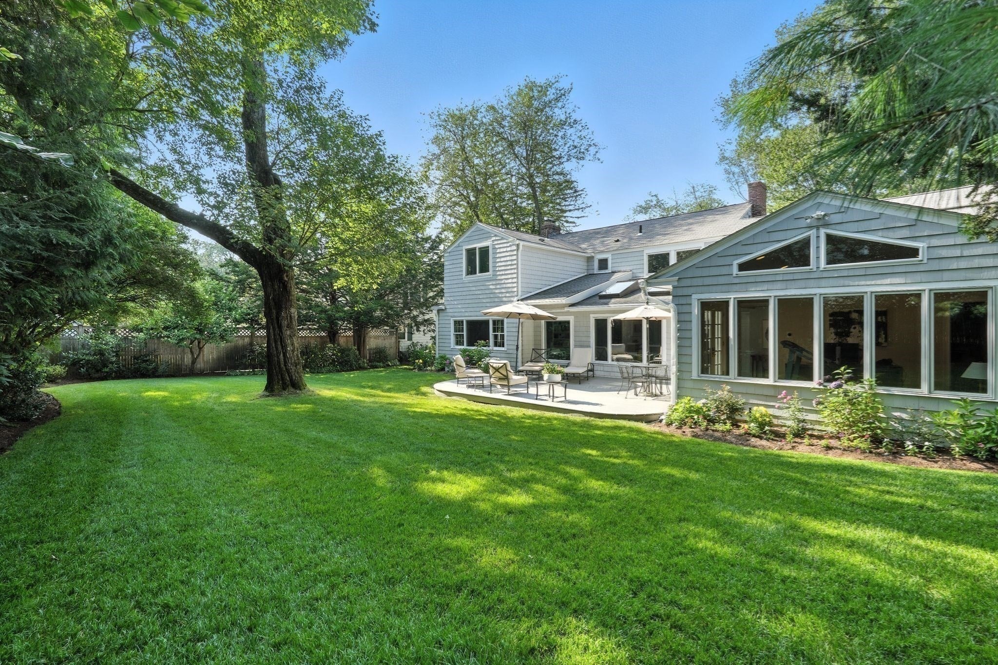 29 Englewood Rd