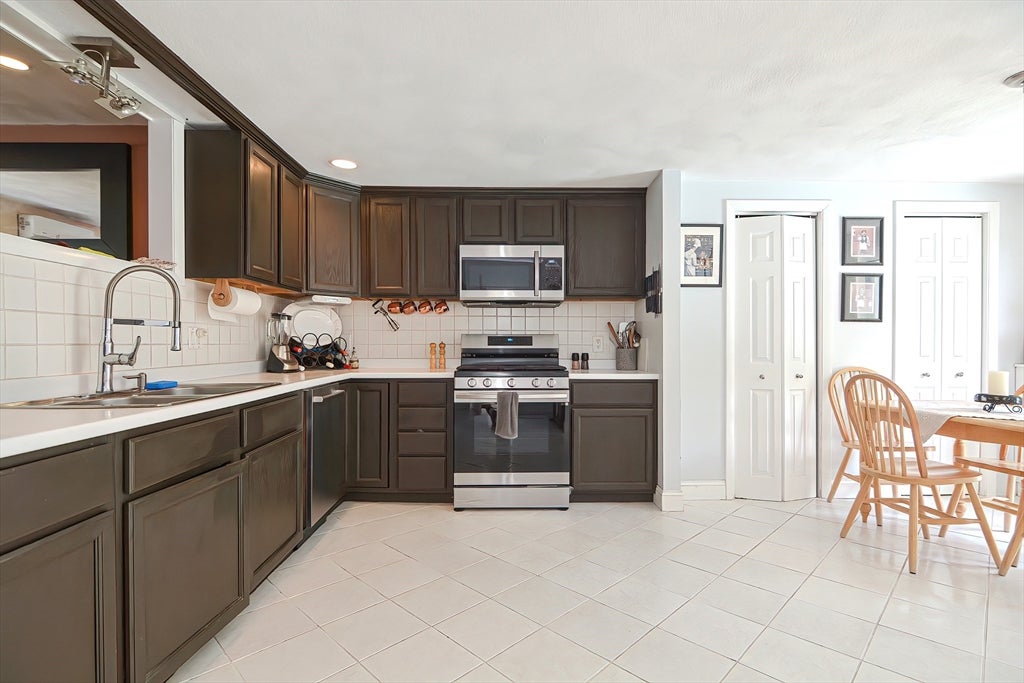15 Bower S Bower AVE, Malden, MA, 15 Bower S Bower AVE, Malden, MA Photo #8