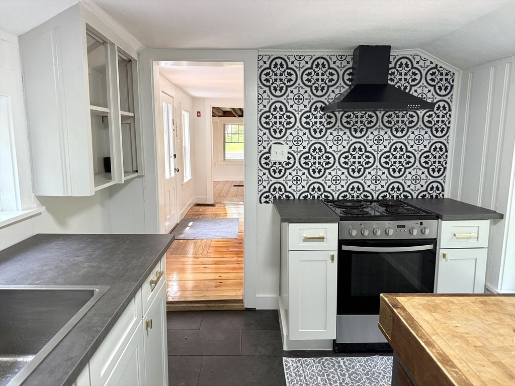 146 Herring Pond Rd