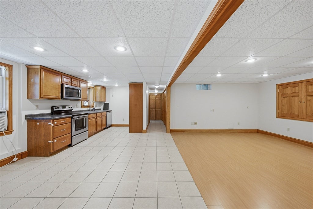 259 Cherry St, Bridgewater, MA, 259 Cherry St, Bridgewater, MA Photo #34