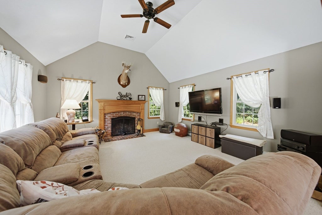 259 Cherry St, Bridgewater, MA, 259 Cherry St, Bridgewater, MA Photo #6