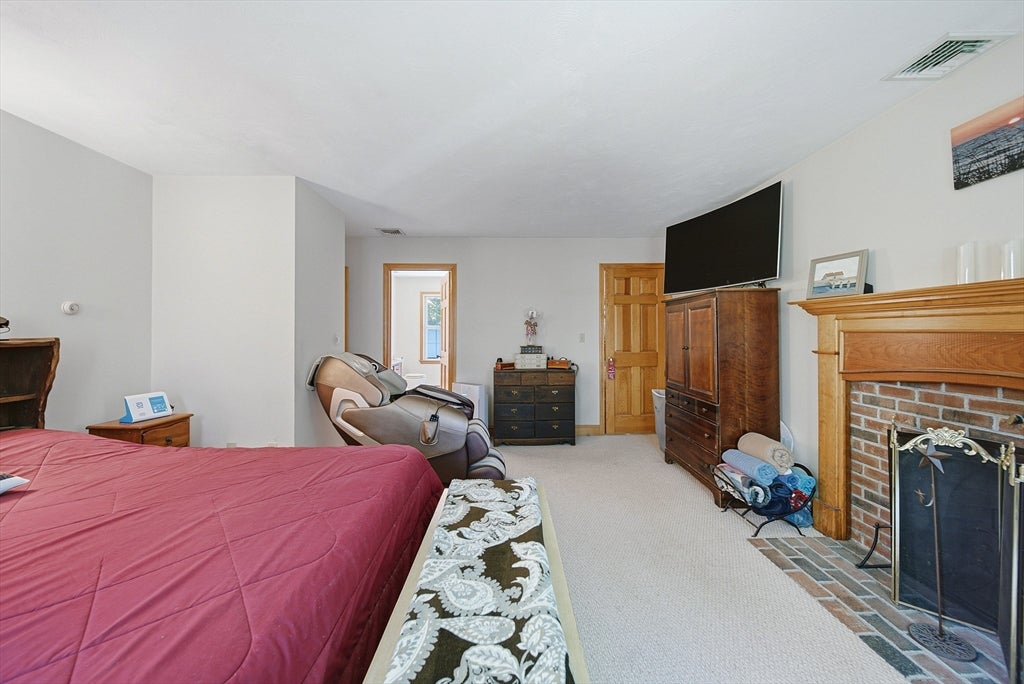 259 Cherry St, Bridgewater, MA, 259 Cherry St, Bridgewater, MA Photo #23