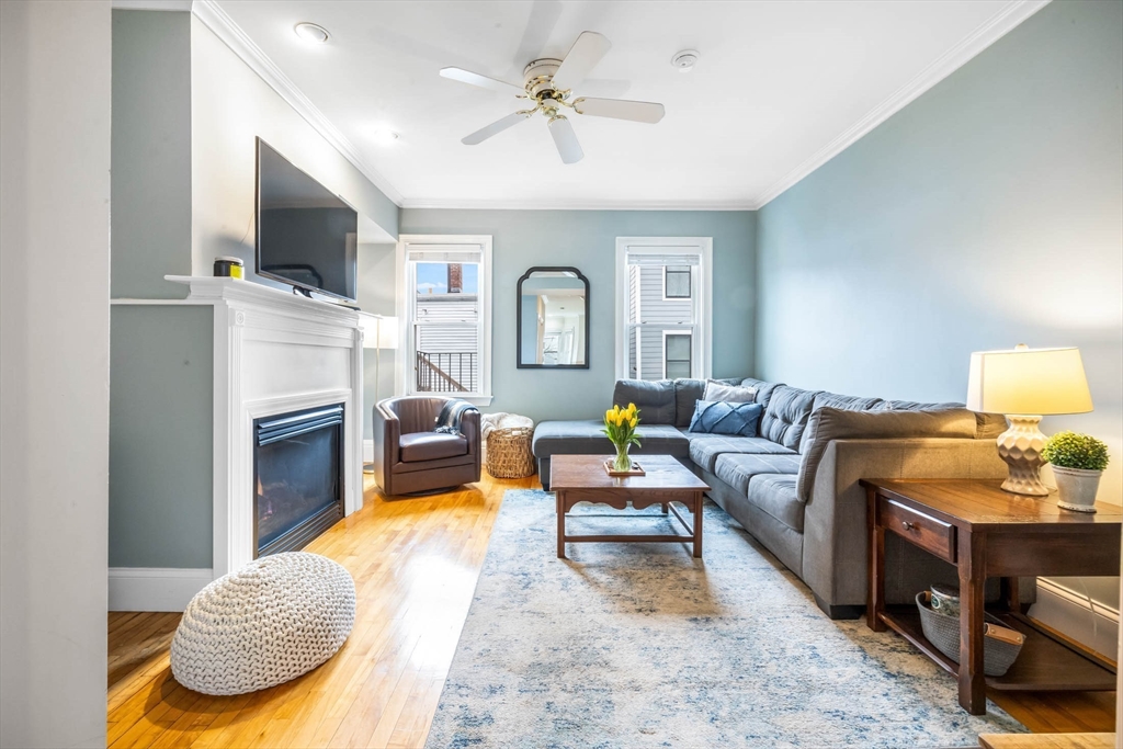 433 W 4th Street 2