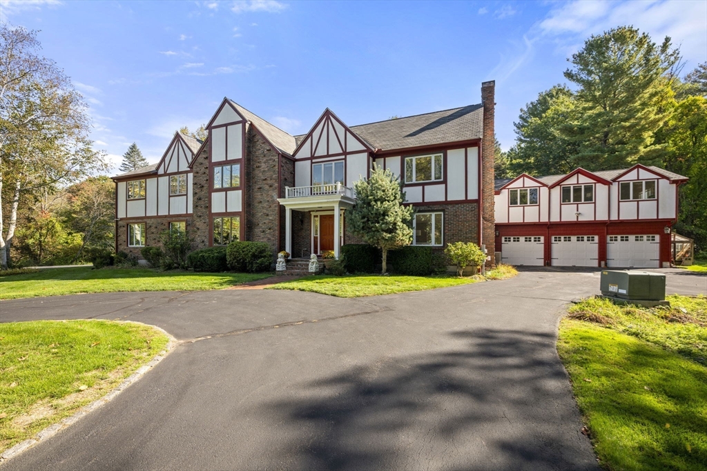 82 Buckskin Dr