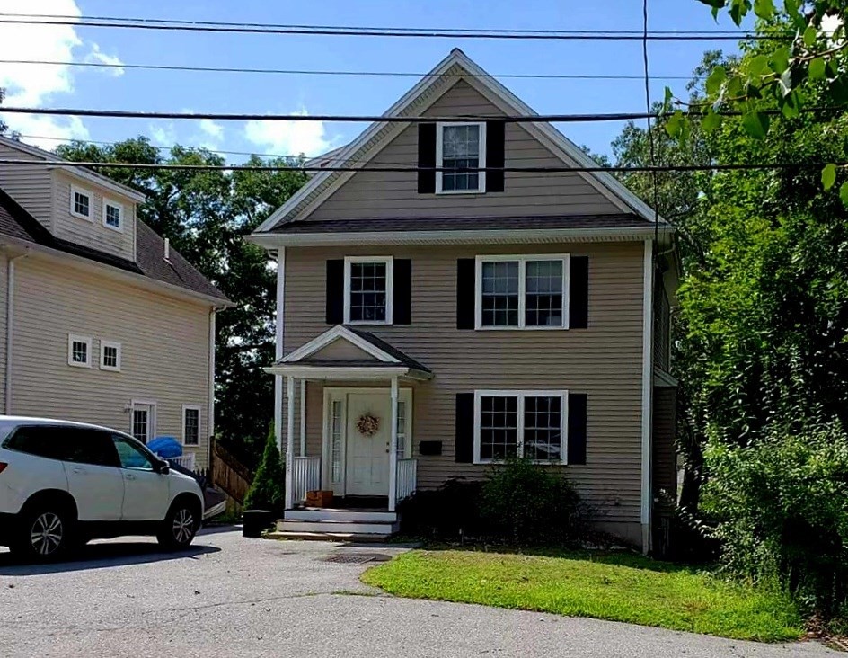 Click for 117 Marivista Ave, Waltham, MA slideshow