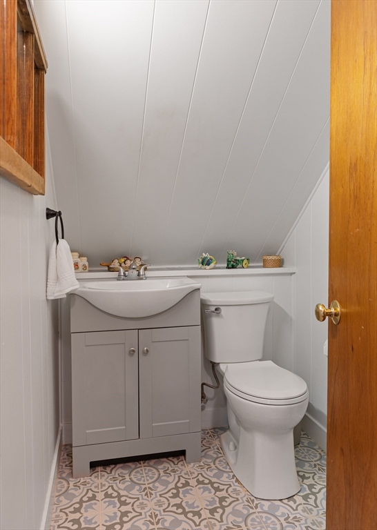 144 Hayden Rowe St, Hopkinton, MA Photo #19