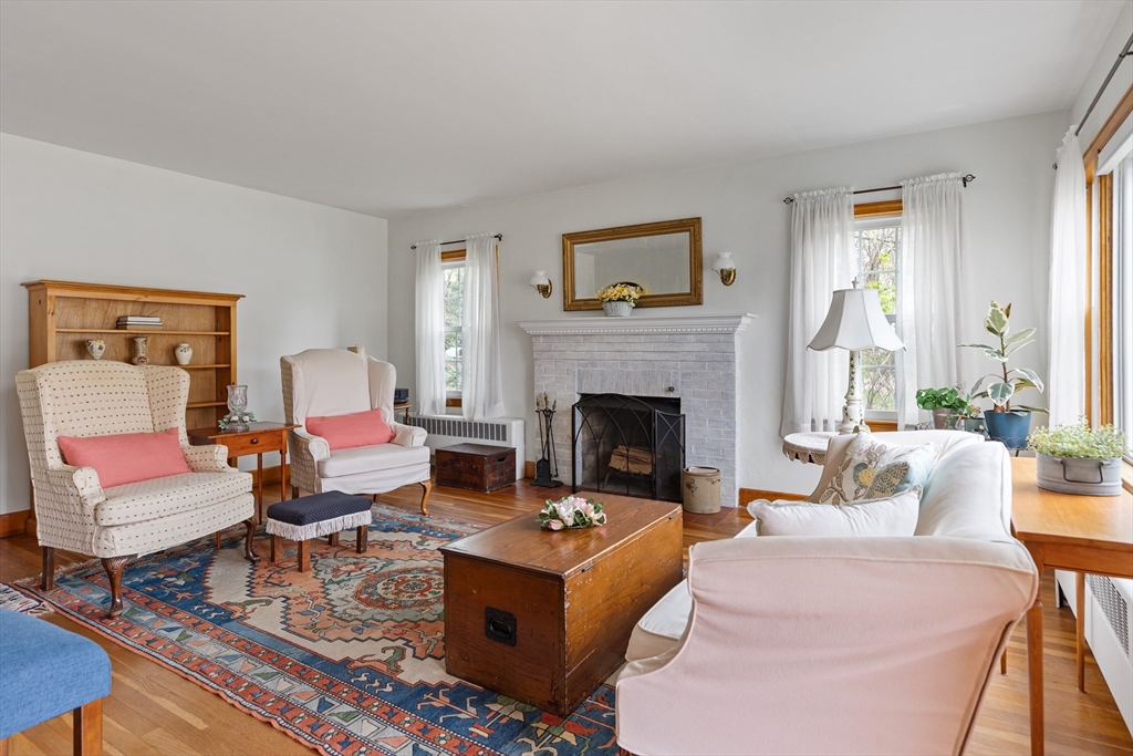 144 Hayden Rowe St, Hopkinton, MA Photo #4