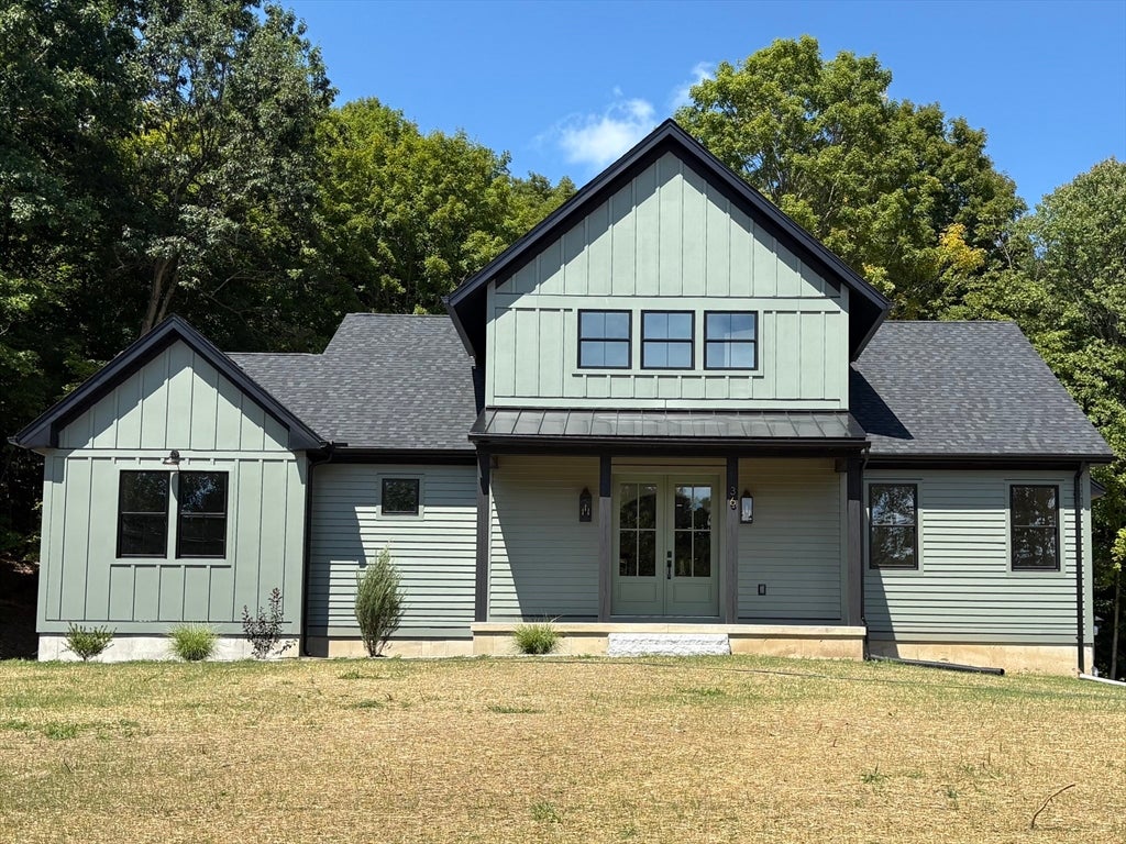 Photo of 36 Lamson Ave, Belchertown, MA