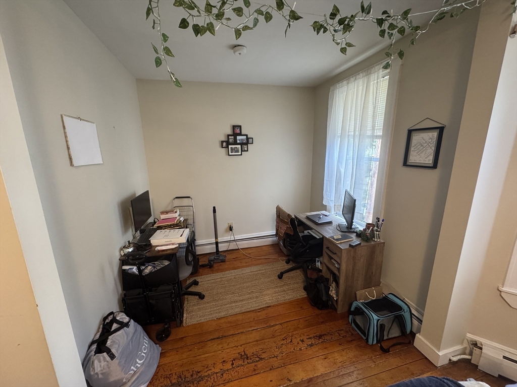 Cambridge, Massachusetts 02139, United States, 2 Bedrooms Bedrooms, ,1 BathroomBathrooms,Residential,Active,189574