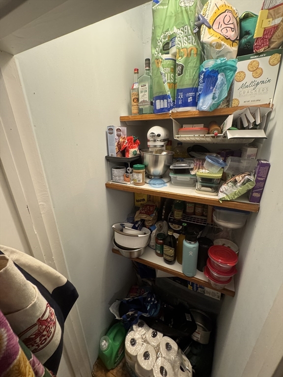 Cambridge, Massachusetts 02139, United States, 2 Bedrooms Bedrooms, ,1 BathroomBathrooms,Residential,Active,189574