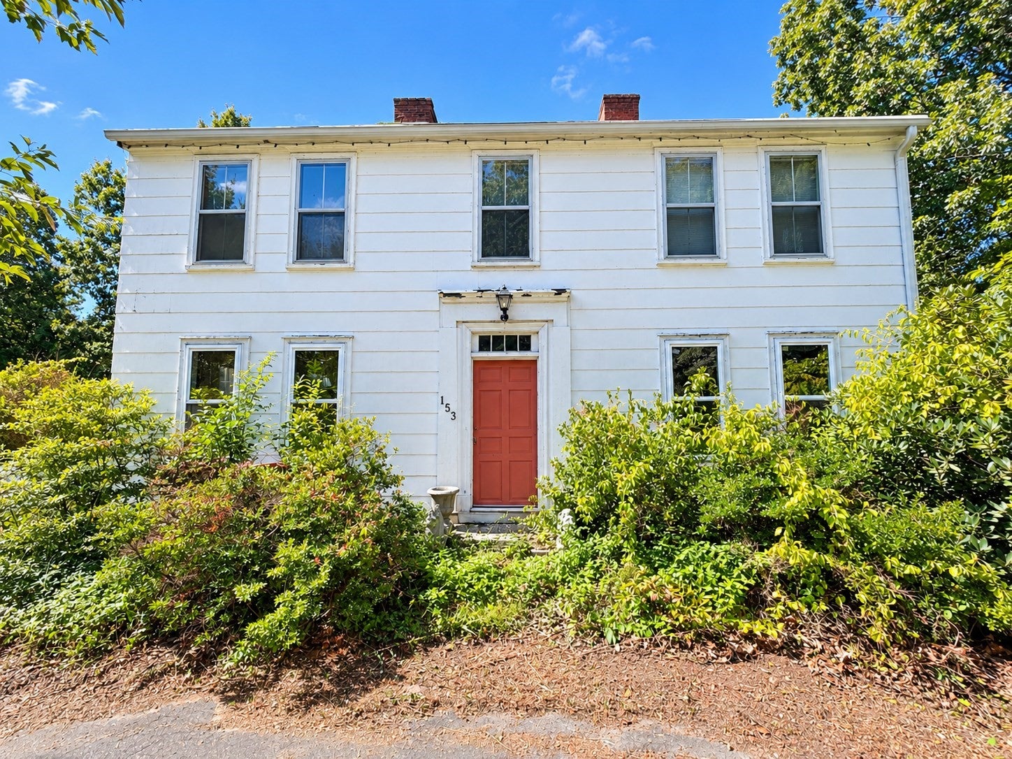 153 Johnny Appleseed Ln, Leominster, MA Photo #1