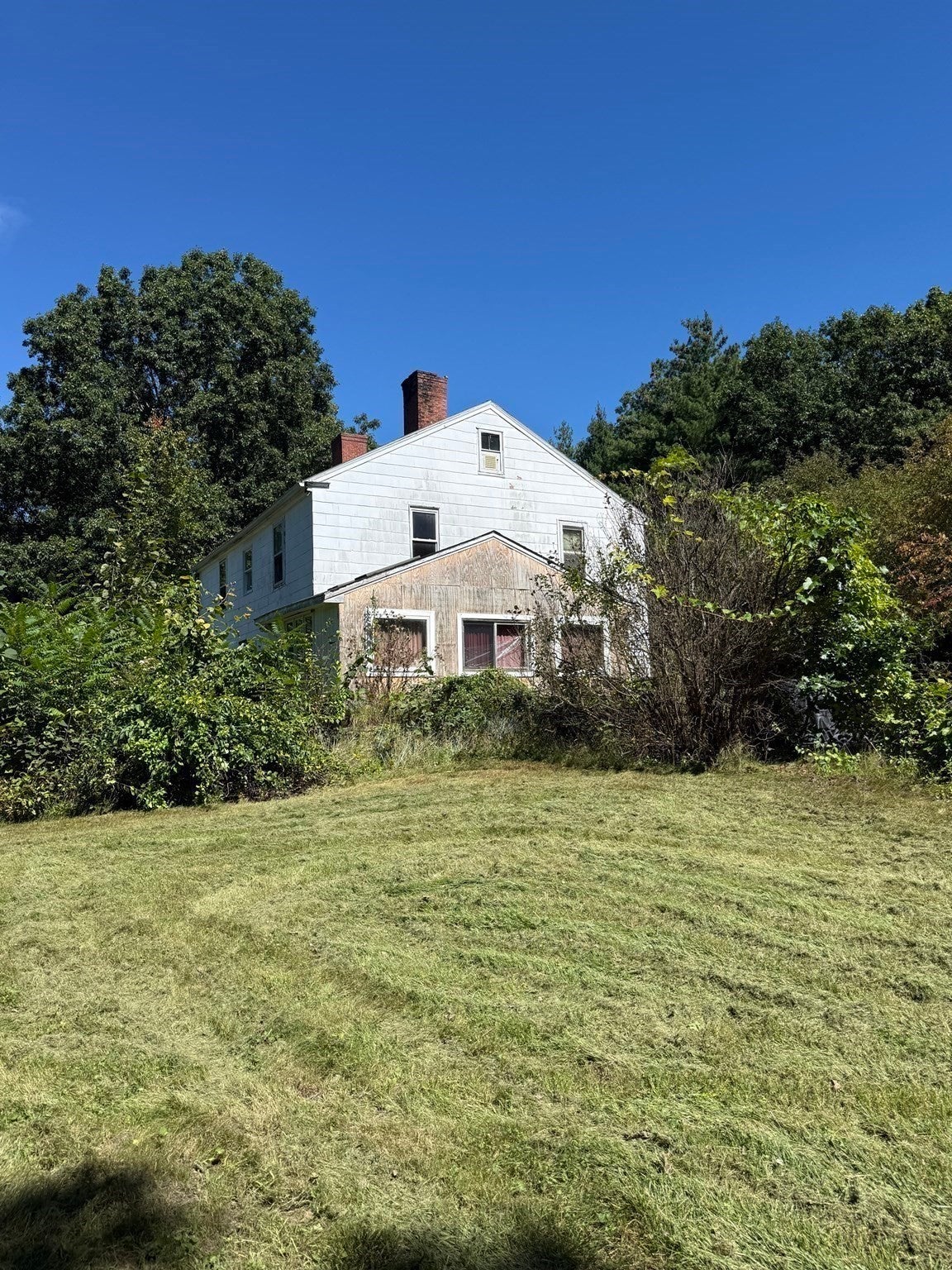 153 Johnny Appleseed Ln, Leominster, MA Photo #3