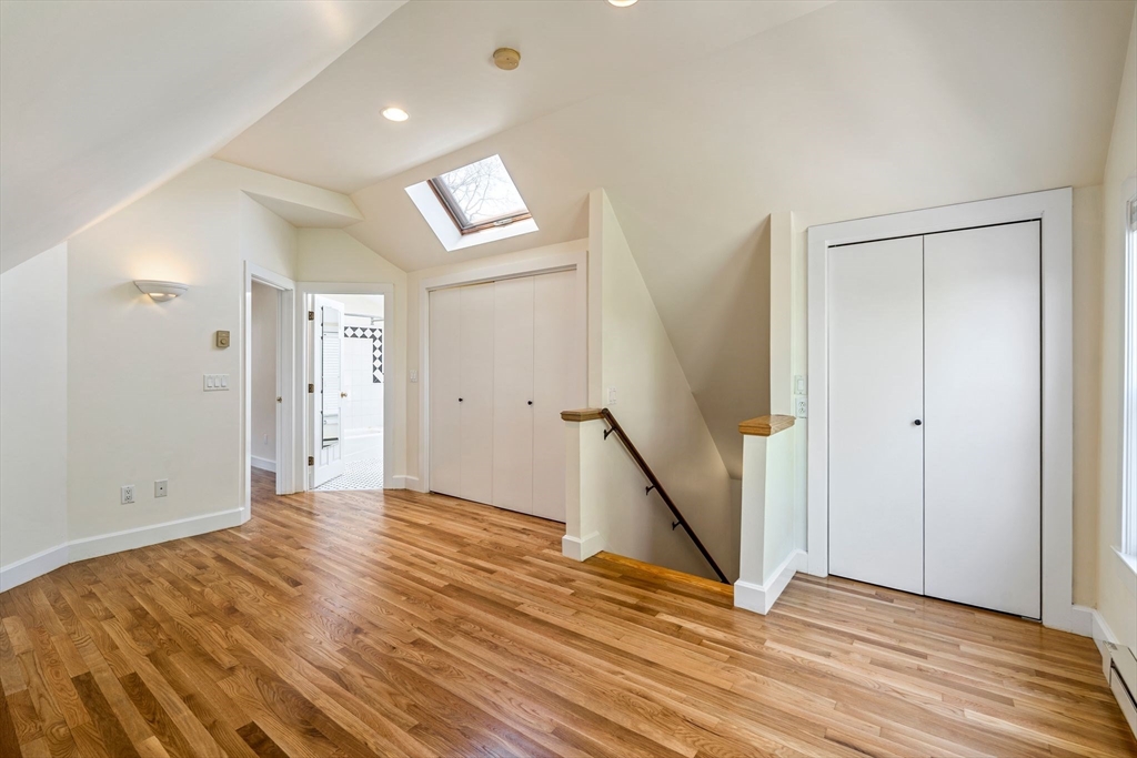 Belmont, Massachusetts 02478, United States, 3 Bedrooms Bedrooms, ,3 BathroomsBathrooms,Residential,Pending,116423