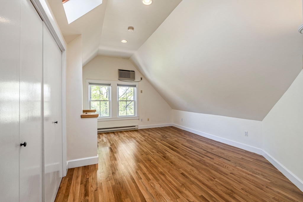 Belmont, Massachusetts 02478, United States, 3 Bedrooms Bedrooms, ,3 BathroomsBathrooms,Residential,Pending,116423