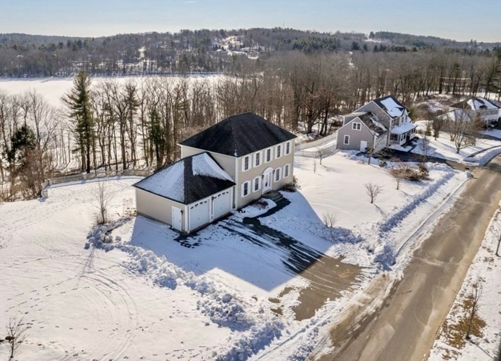 8 Vista Cir