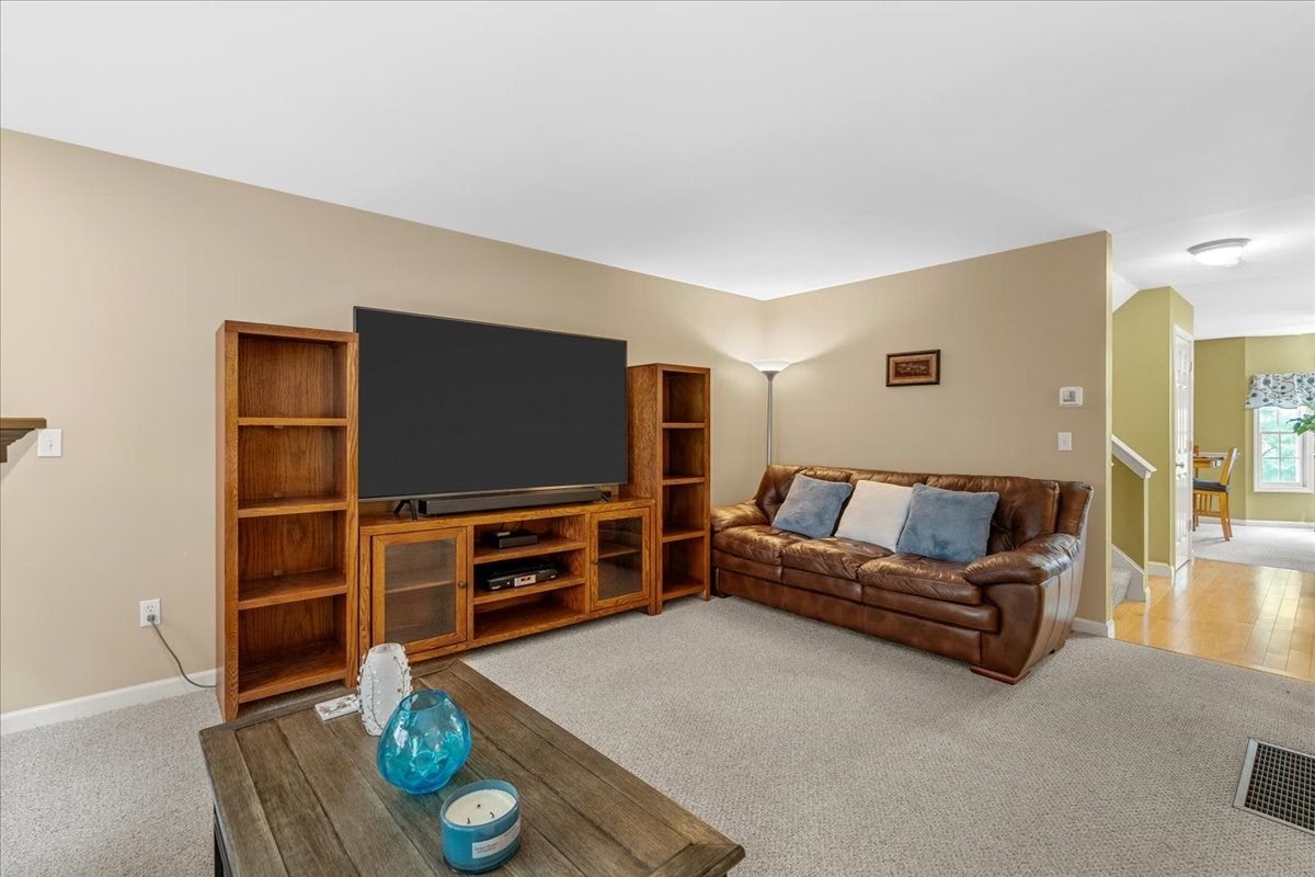 20 Waltham Dr #20, Plainville, MA, 20 Waltham Dr #20, Plainville, MA Photo #17