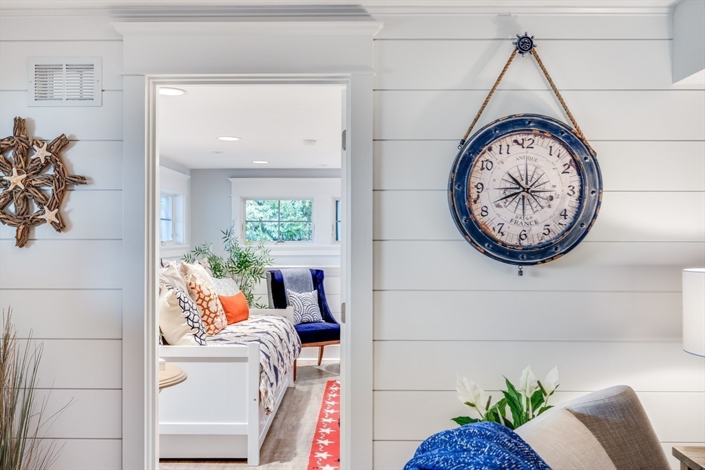 Barnstable, Massachusetts 02655, United States, 5 Bedrooms Bedrooms, ,6 BathroomsBathrooms,Residential,Active,96923