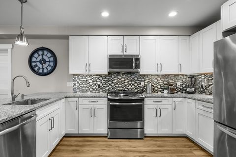 76 Court Street 6 Plymouth MA 02360