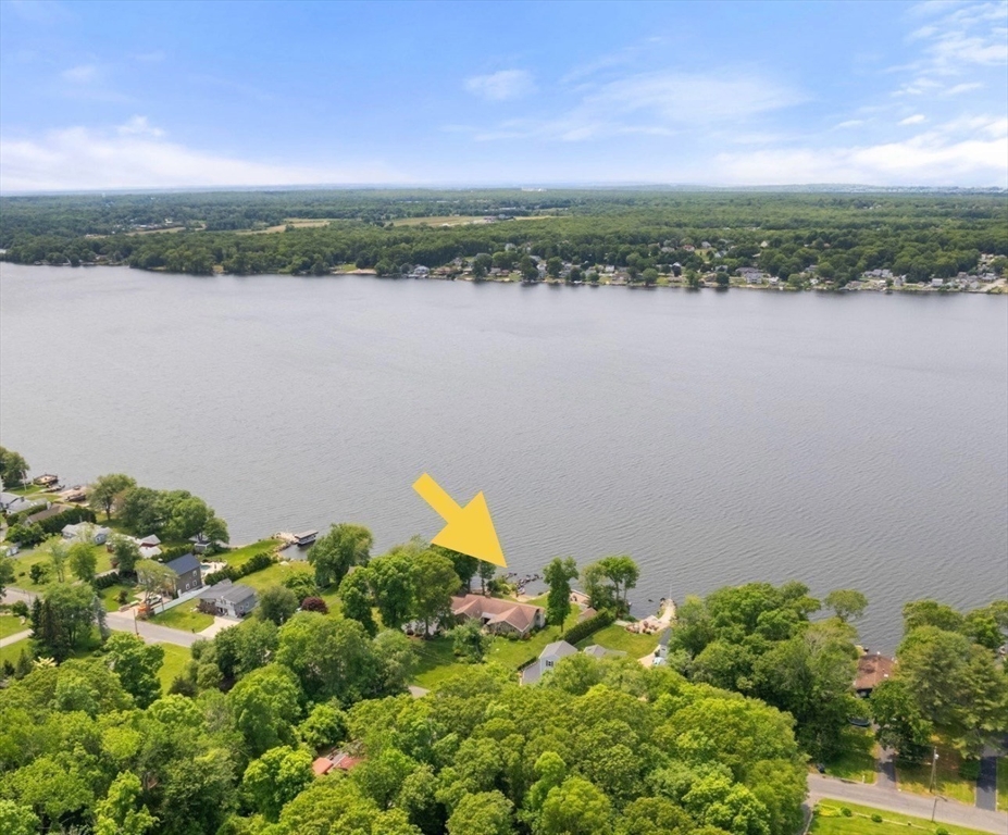 41 Plymouth Blvd