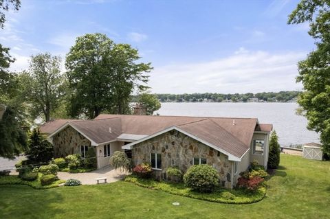 41 Plymouth Blvd Westport MA 02790