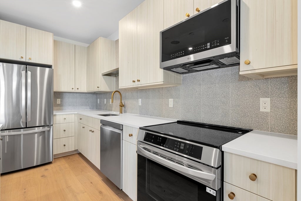 34 Oak Street #304, Boston, MA, 34 Oak Street #304, Boston, MA Photo #3