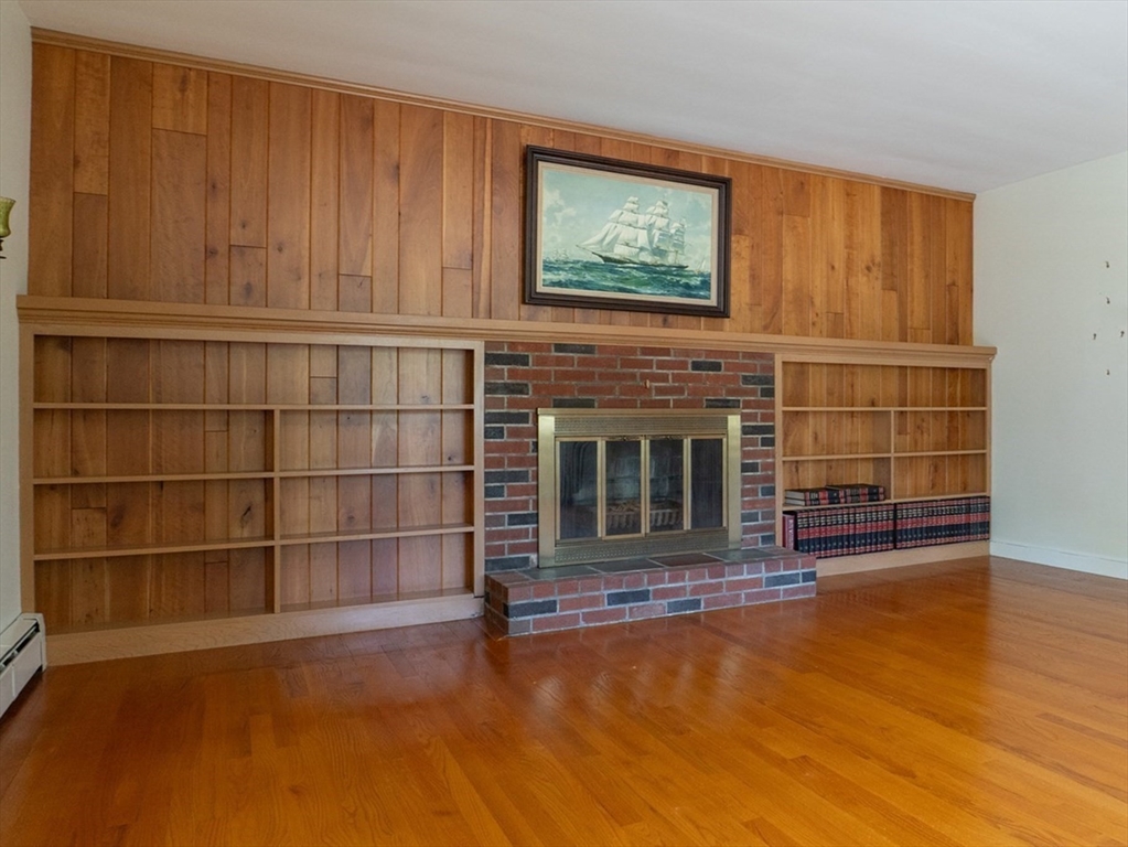 22 Plant Ave