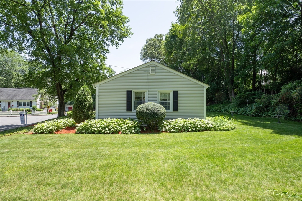 22 Plant Ave