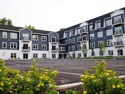 485 Blue Hills Parkway 33 Milton MA 02186