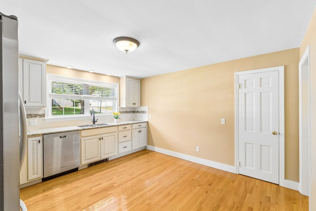71 Hillcrest Road, Marlborough, MA Photo #23