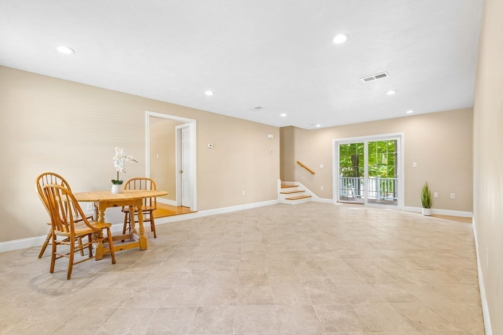 71 Hillcrest Road, Marlborough, MA Photo #25