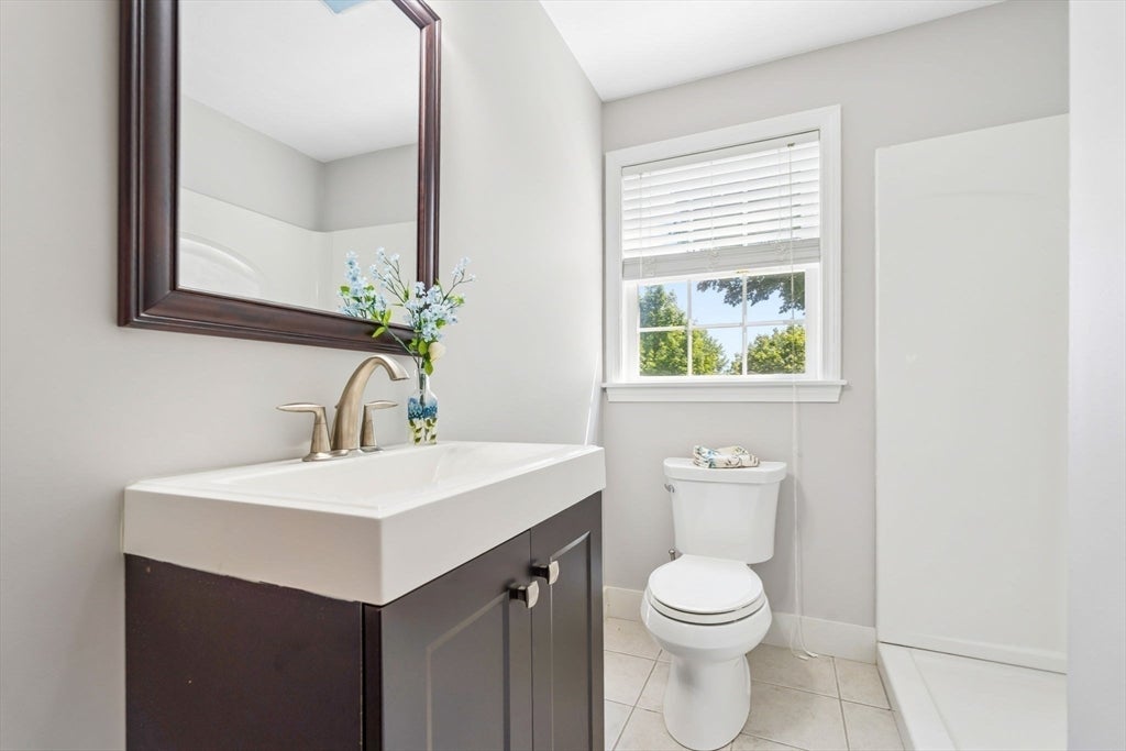 71 Hillcrest Road, Marlborough, MA Photo #28