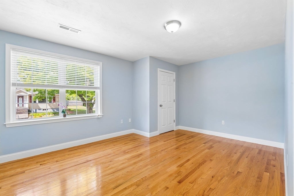 71 Hillcrest Road, Marlborough, MA Photo #18