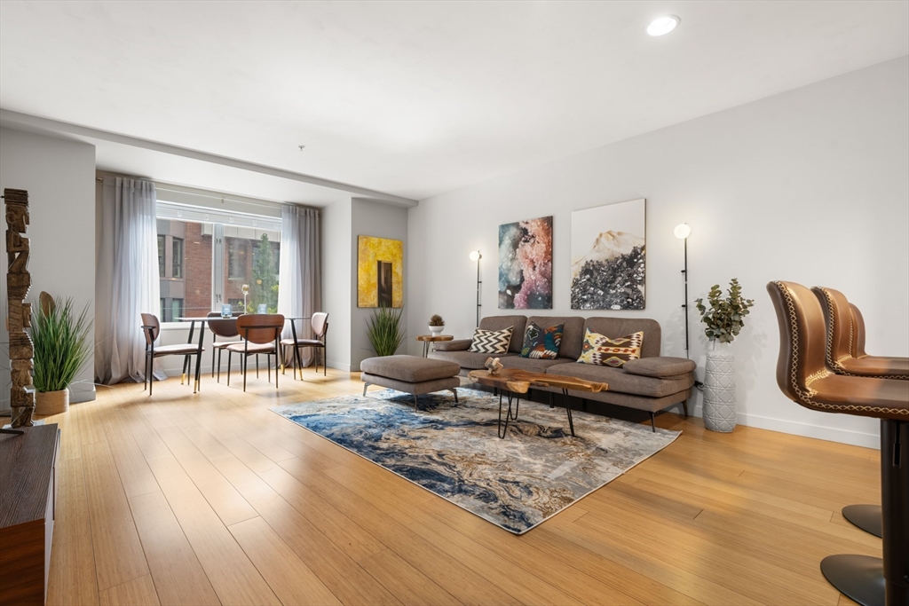 16 Miner St 206