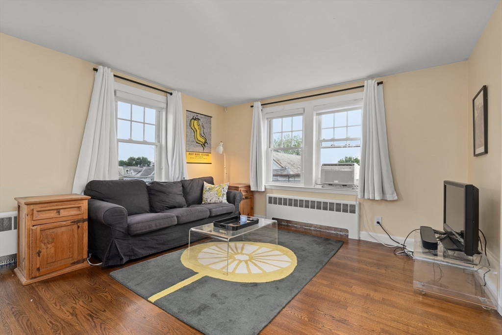 84 Adams St 2