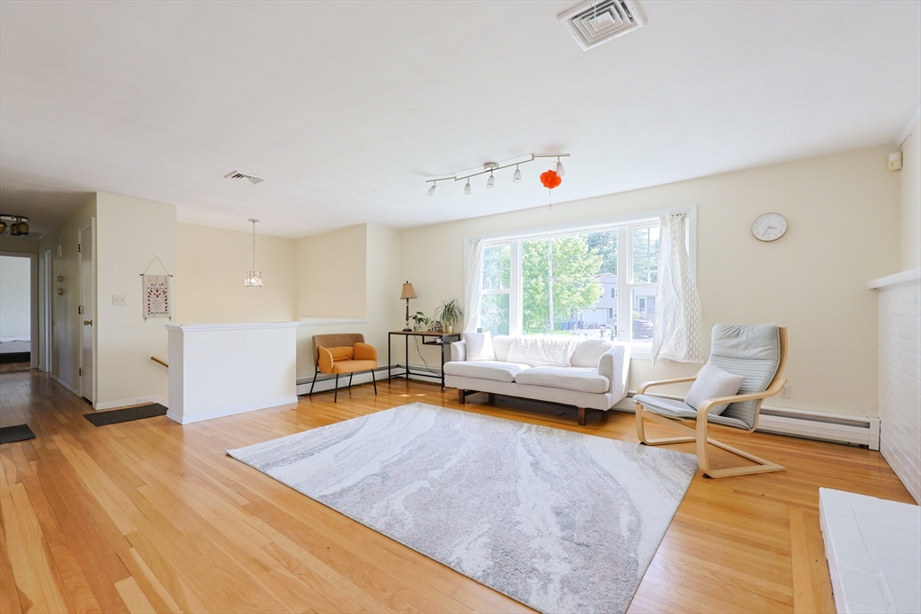 18 Tilden Rd