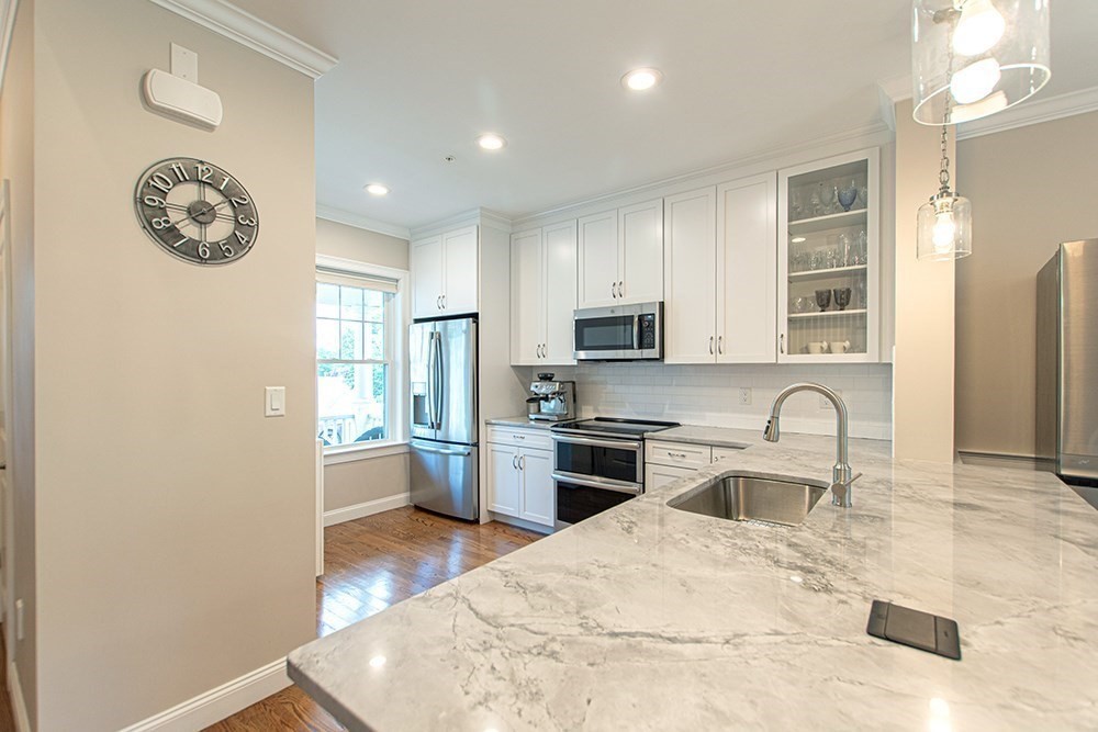 64 Evergreen Avenue 8