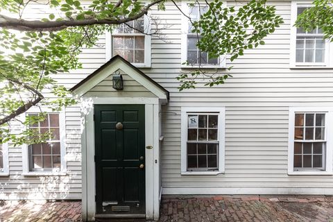 21A Pinckney Boston MA 02114